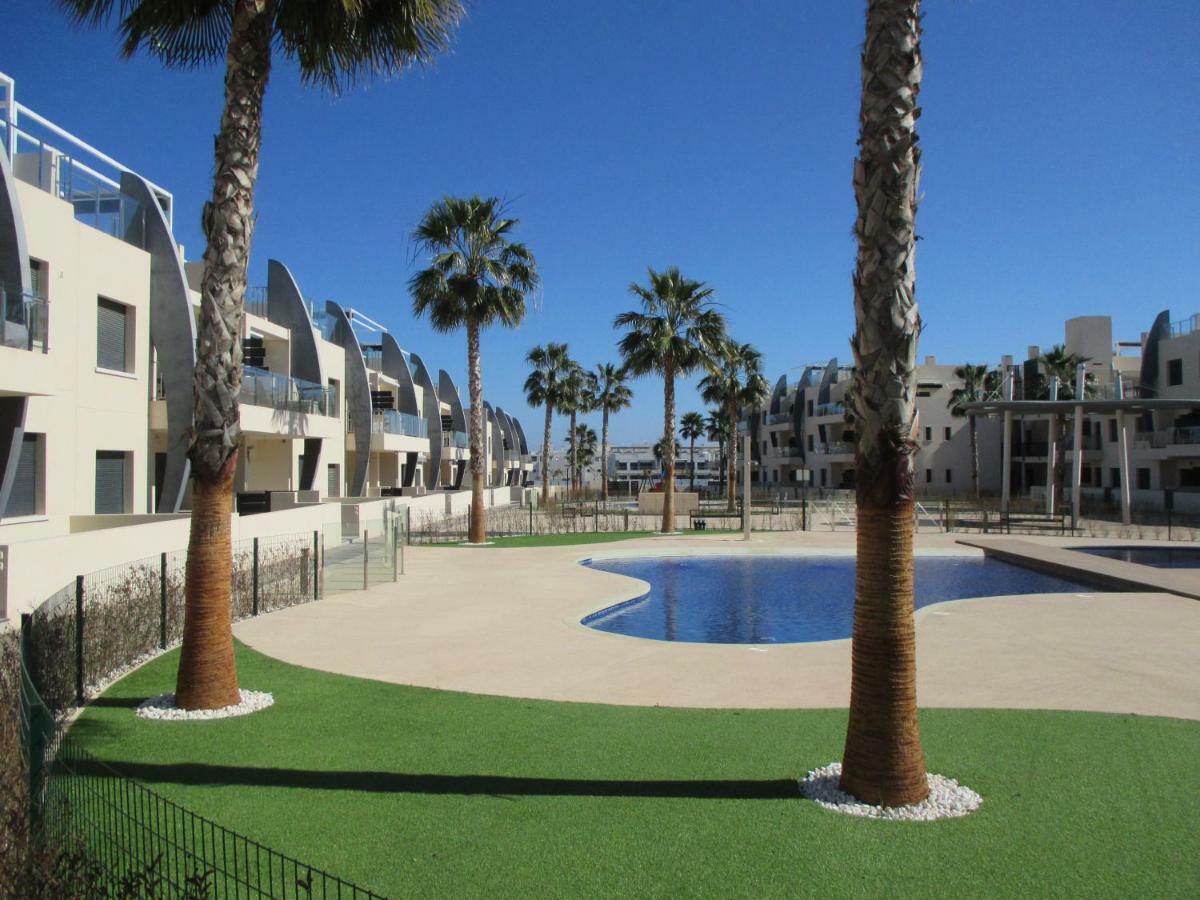 皮拉尔－德拉奥拉达达Playa Elisa Bay公寓 外观 照片